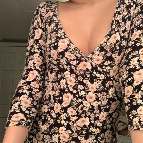 Long sleeve f21 floral dress - Picture 1 of 2